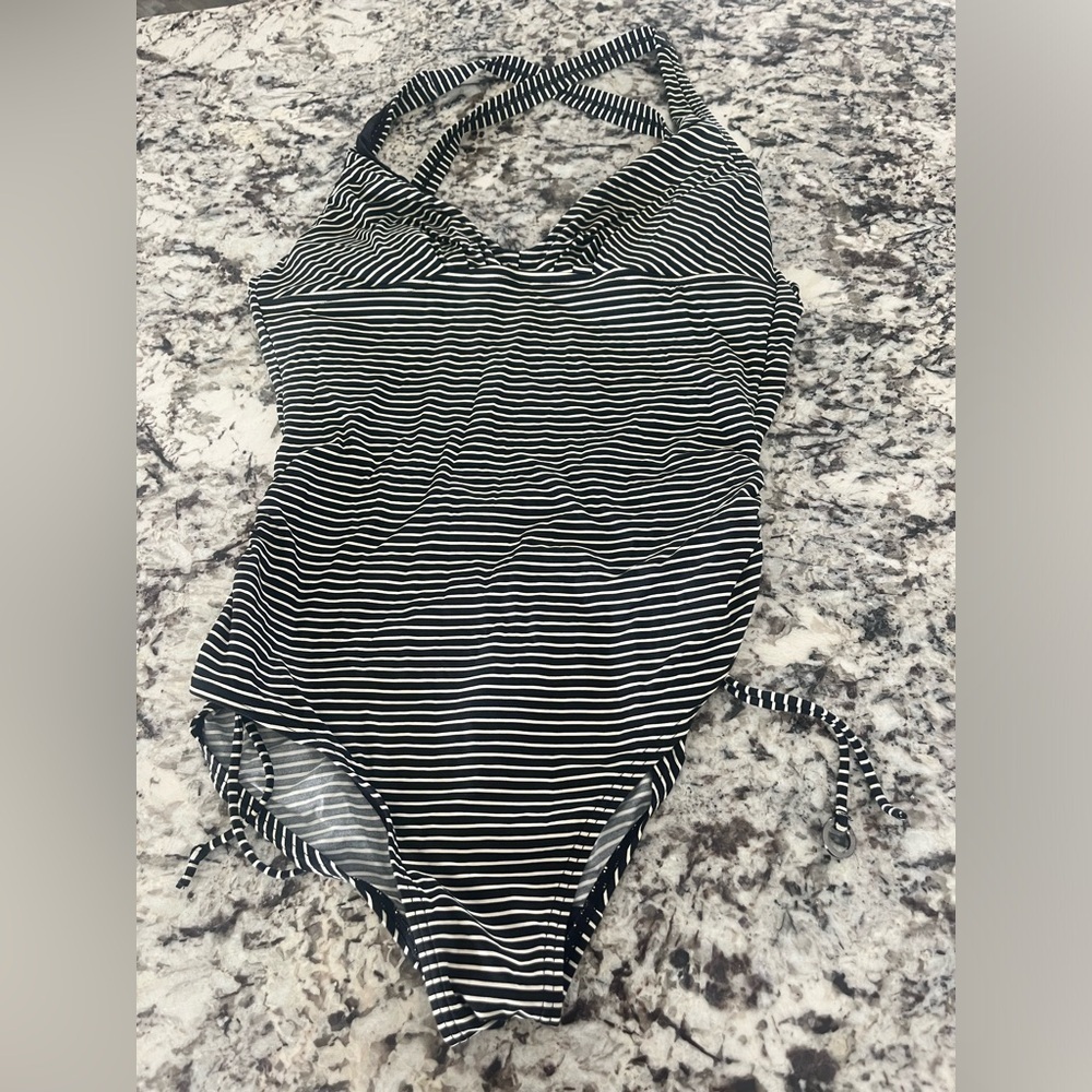 Lole size L adjustable strap black and white‎ stripe athletic swim suit